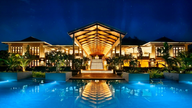 The Ultimate Paradise: Unveiling the Luxurious Haven of a Luxury Hotel